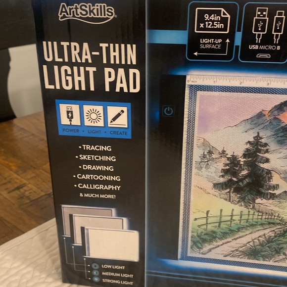 Ultra thin LED light pad - Picture 2 of 7